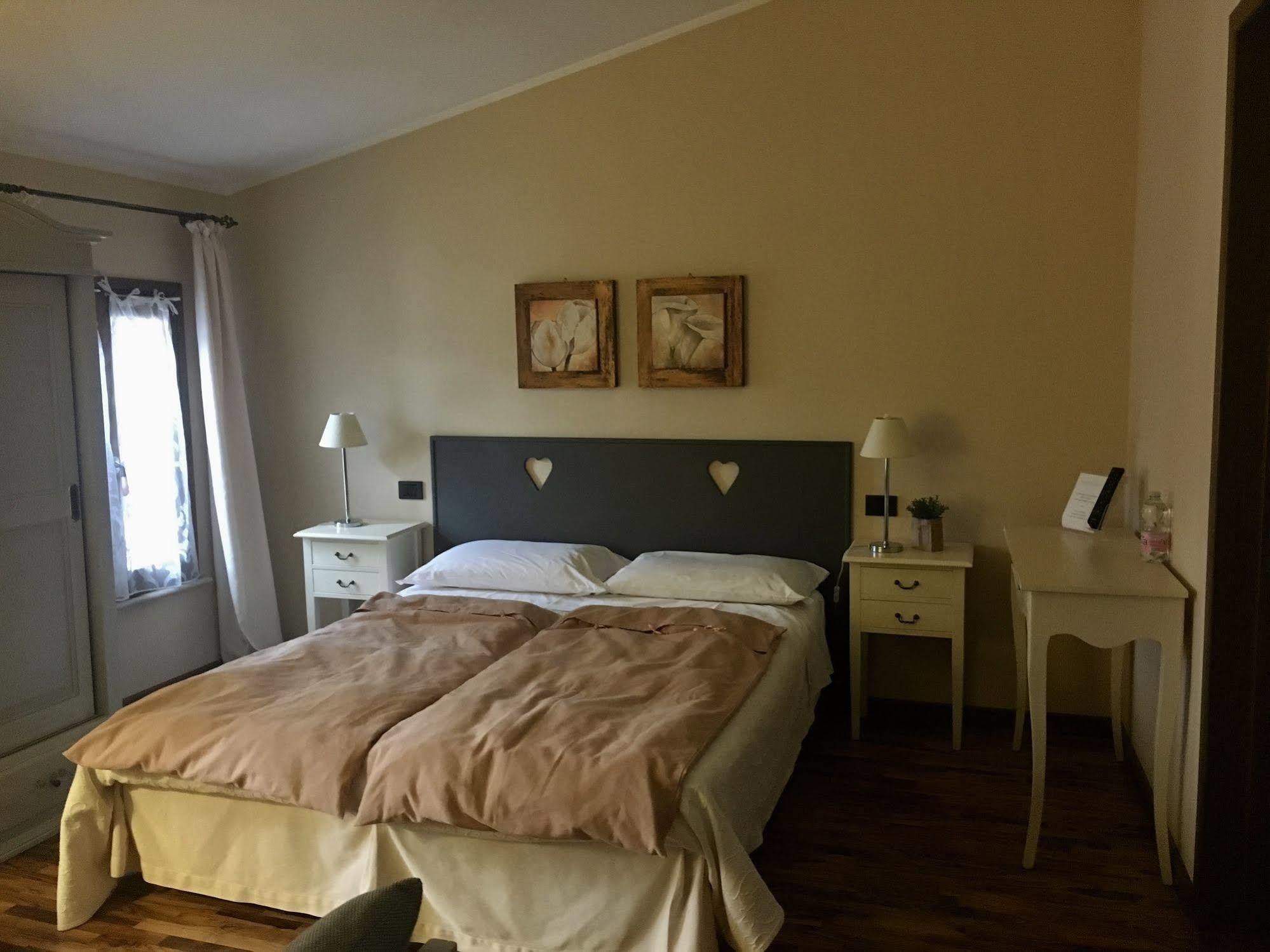 Agriturismo Corte Rocca San Giorgio di Mantova Exterior foto