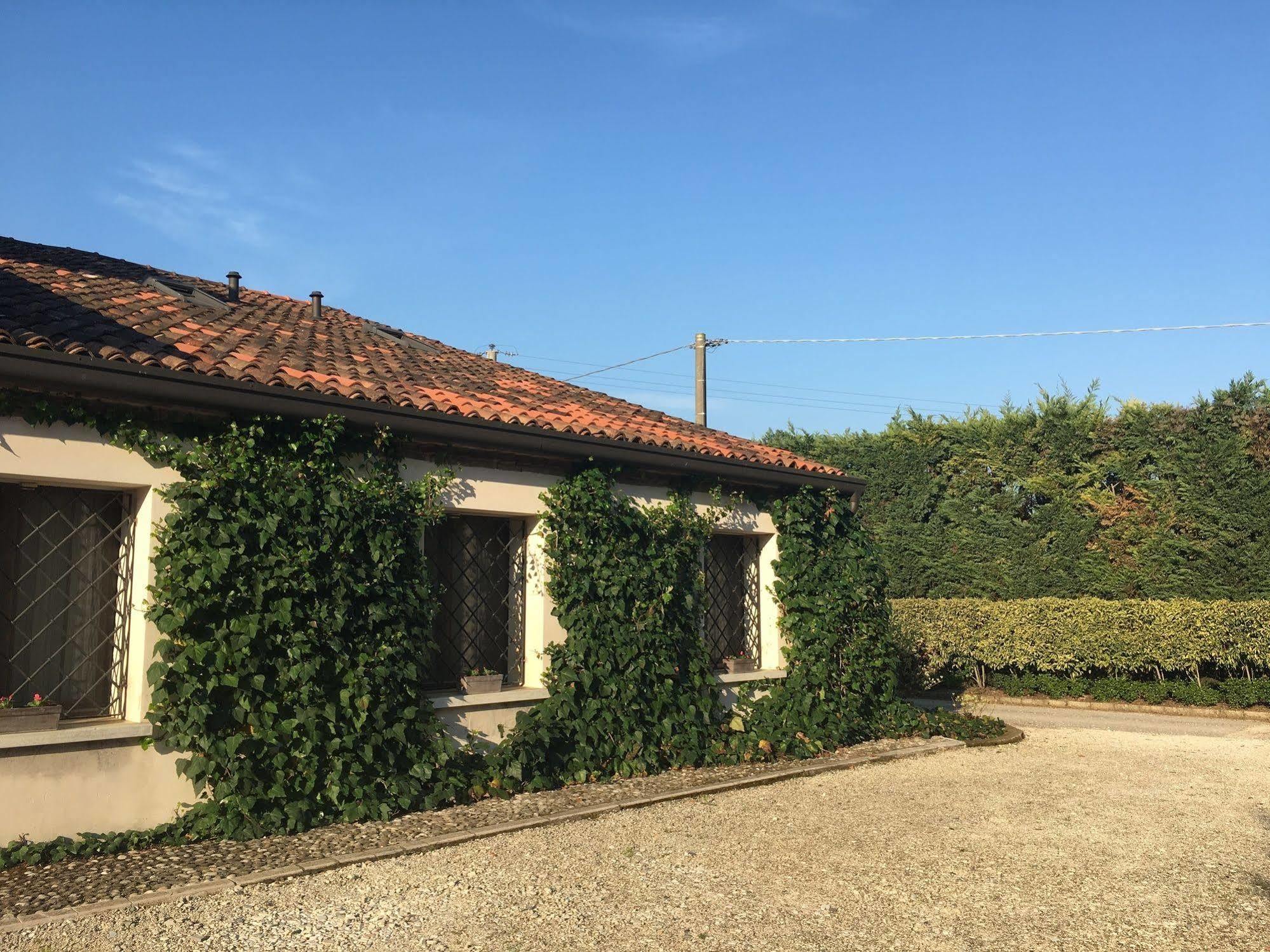 Agriturismo Corte Rocca San Giorgio di Mantova Exterior foto