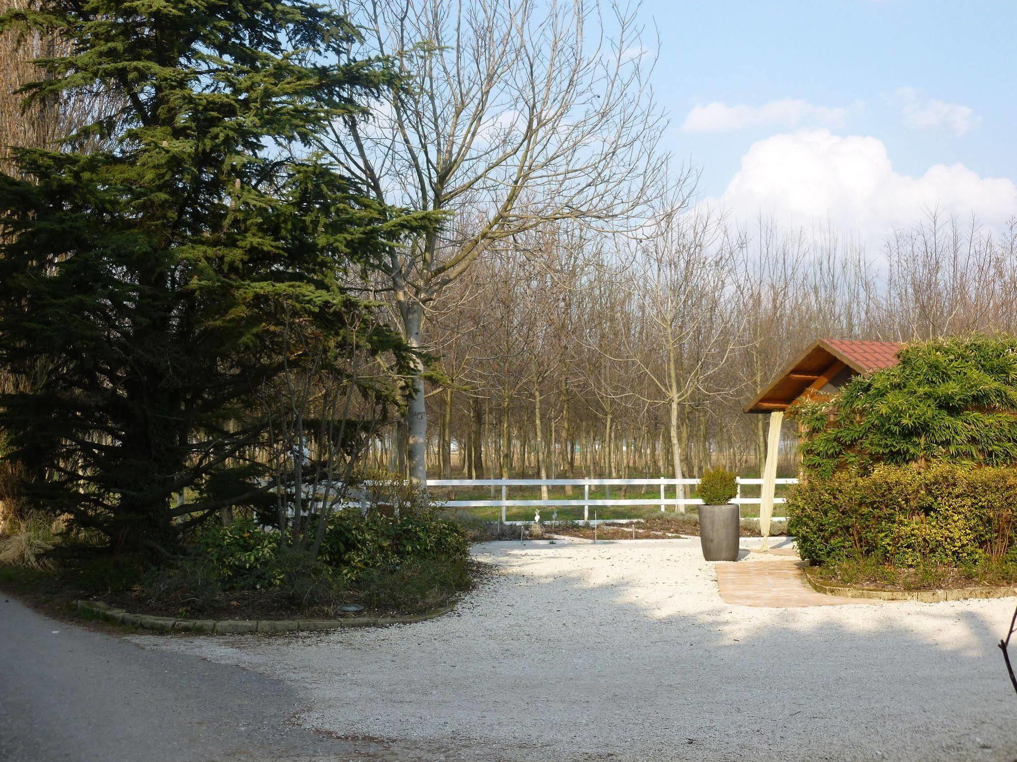 Agriturismo Corte Rocca San Giorgio di Mantova Exterior foto